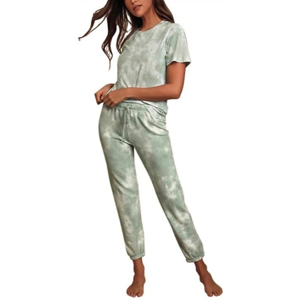 Women Set Tie Dye Printed Top and Pants